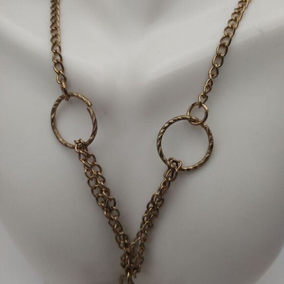 Circle link talisman chained necklace - Picture 3 of 3